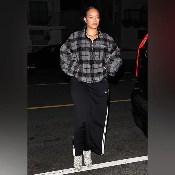 Miu Miu Checked Teddy Zip Up Fleece Jacket Coat Sweater~aso Rhianna~S,Small,36 - Picture 6 of 13